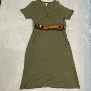 EUC Jessica Simpson Midi Dress